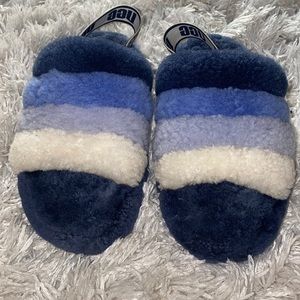 UGG Fluff Yeah Slippers Blue & White. Lightly Used & Only Worn Indoors